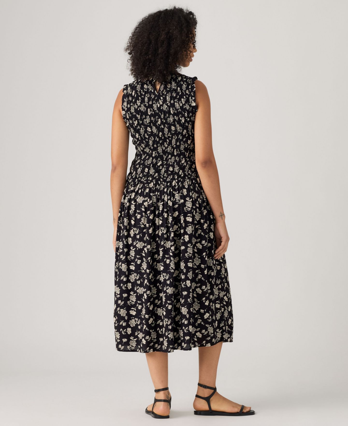 Женское платье Levi's Premium Nataly Floral-Print Midi A-Line, цвет: С принтом антрацитовый — фото 4