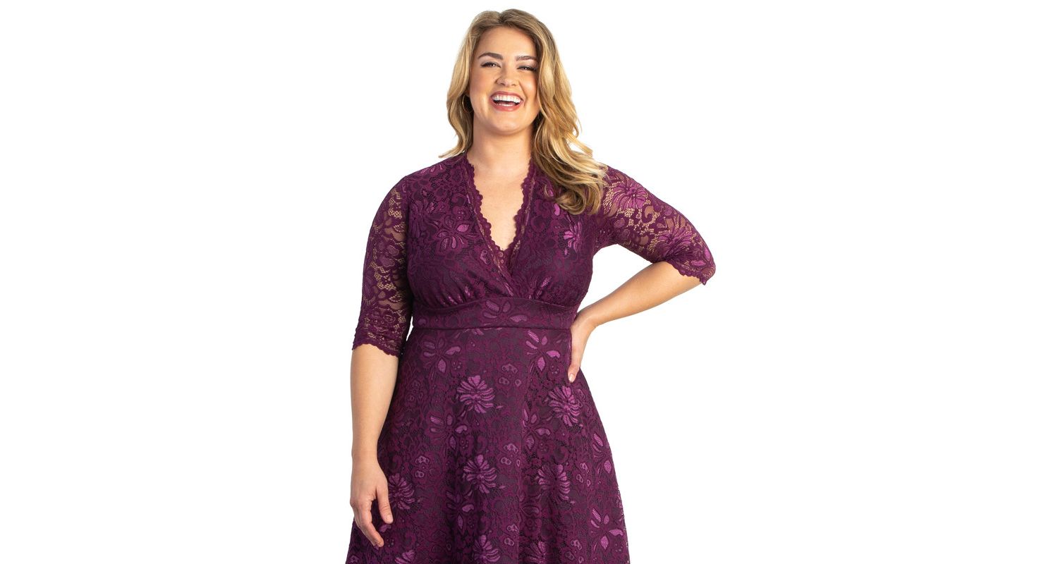 Women's Plus Size Mademoiselle Lace Cocktail Dress with Sleeves