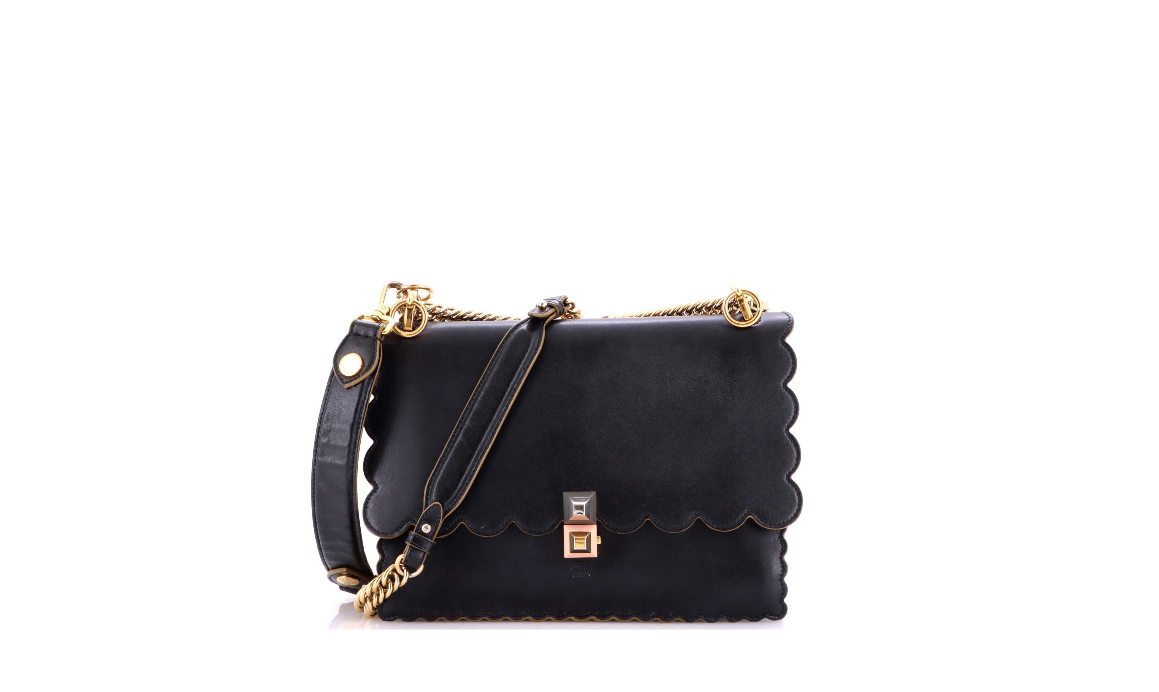 Pre-Owned Fendi Medium Kan I Bag Leather