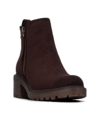 Women's Block-Heel Round-Toe Faux Suede Refresh Ankle Booties