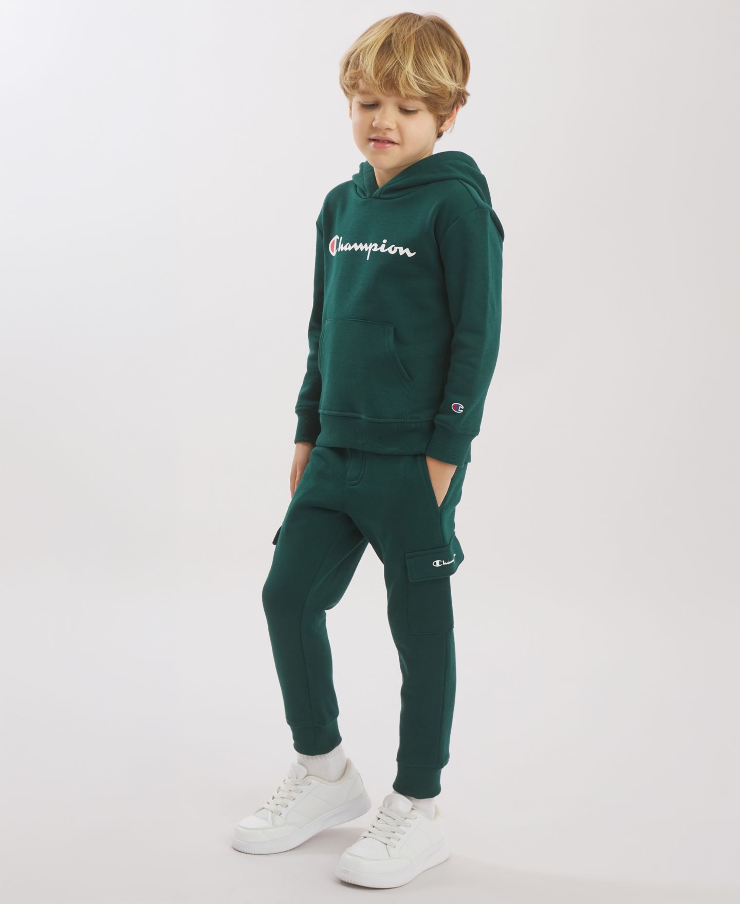 Комплект Champion Signature Logo Hooded Cargo Hoodie and Joggers, 2-Piece Set для мальчиков, цвет: Botanical — фото 4
