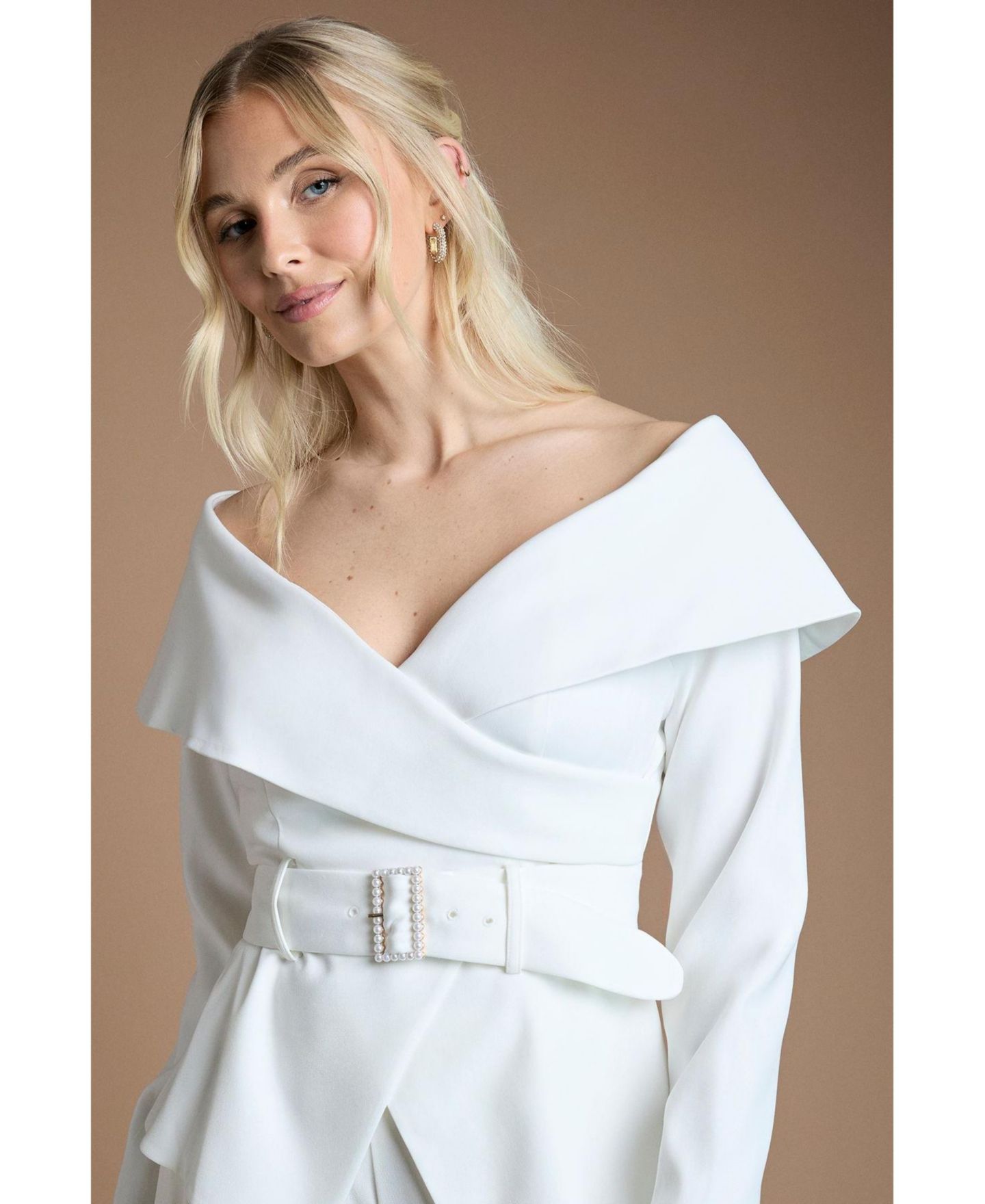 Женский топ Coast Off-the-Shoulder Long-Sleeve Belted, цвет: Слоновая кость — фото 4