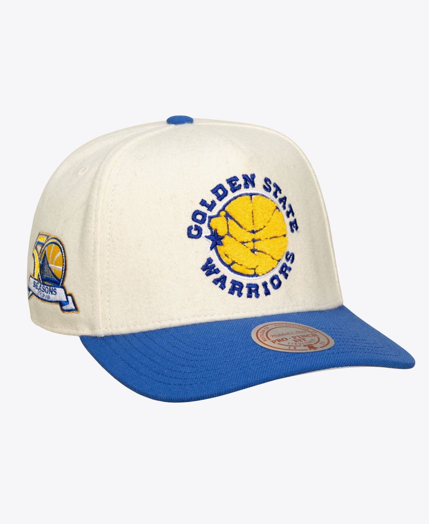 Кепка Mitchell & Ness Cream Golden State Warriors Cream Team Pro Adjustable Hat — фото 1