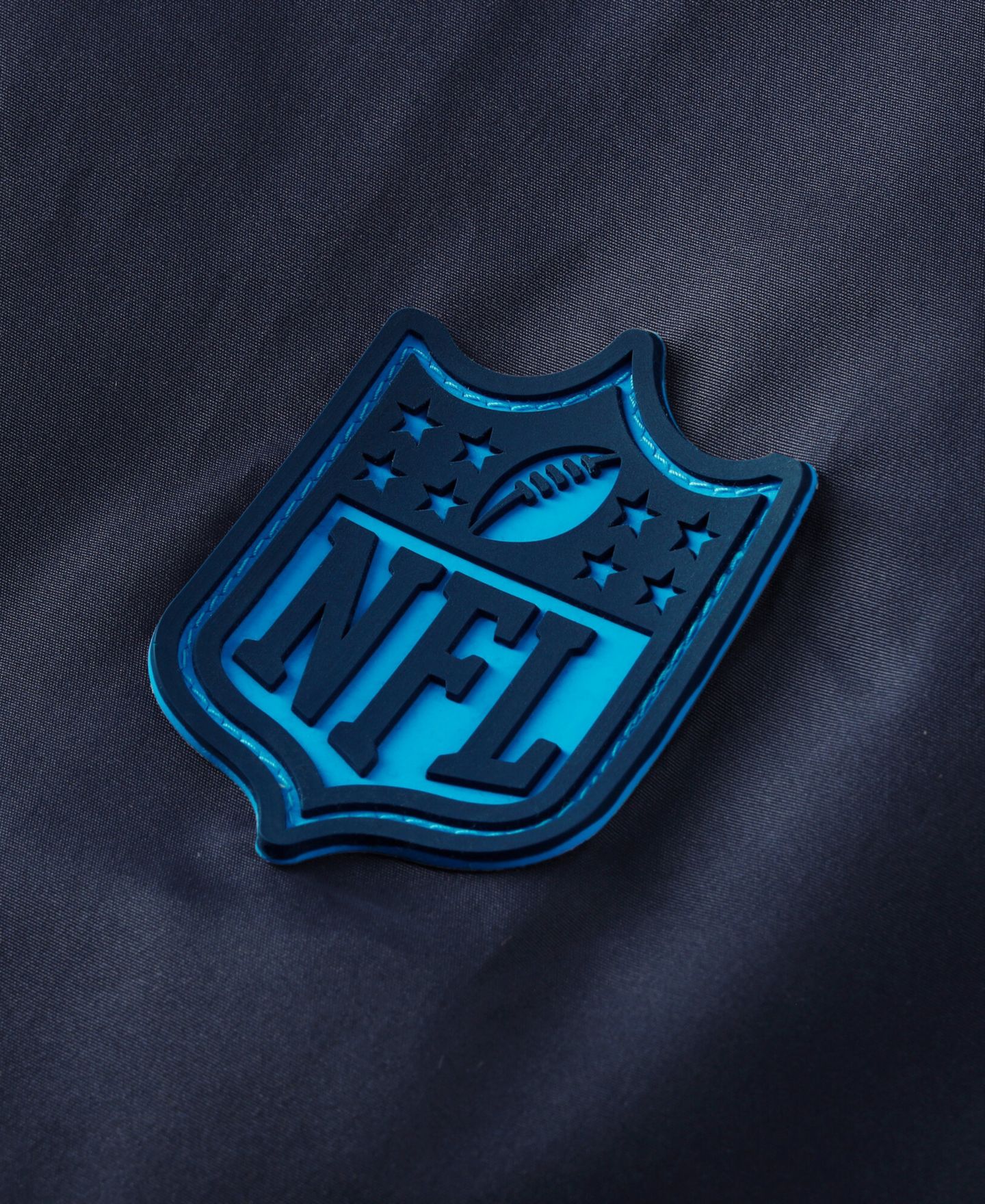 Мужская куртка Nike Navy/Blue Tennessee Titans 2026 Rivalries Collection Windrunner Full-Zip — фото 4