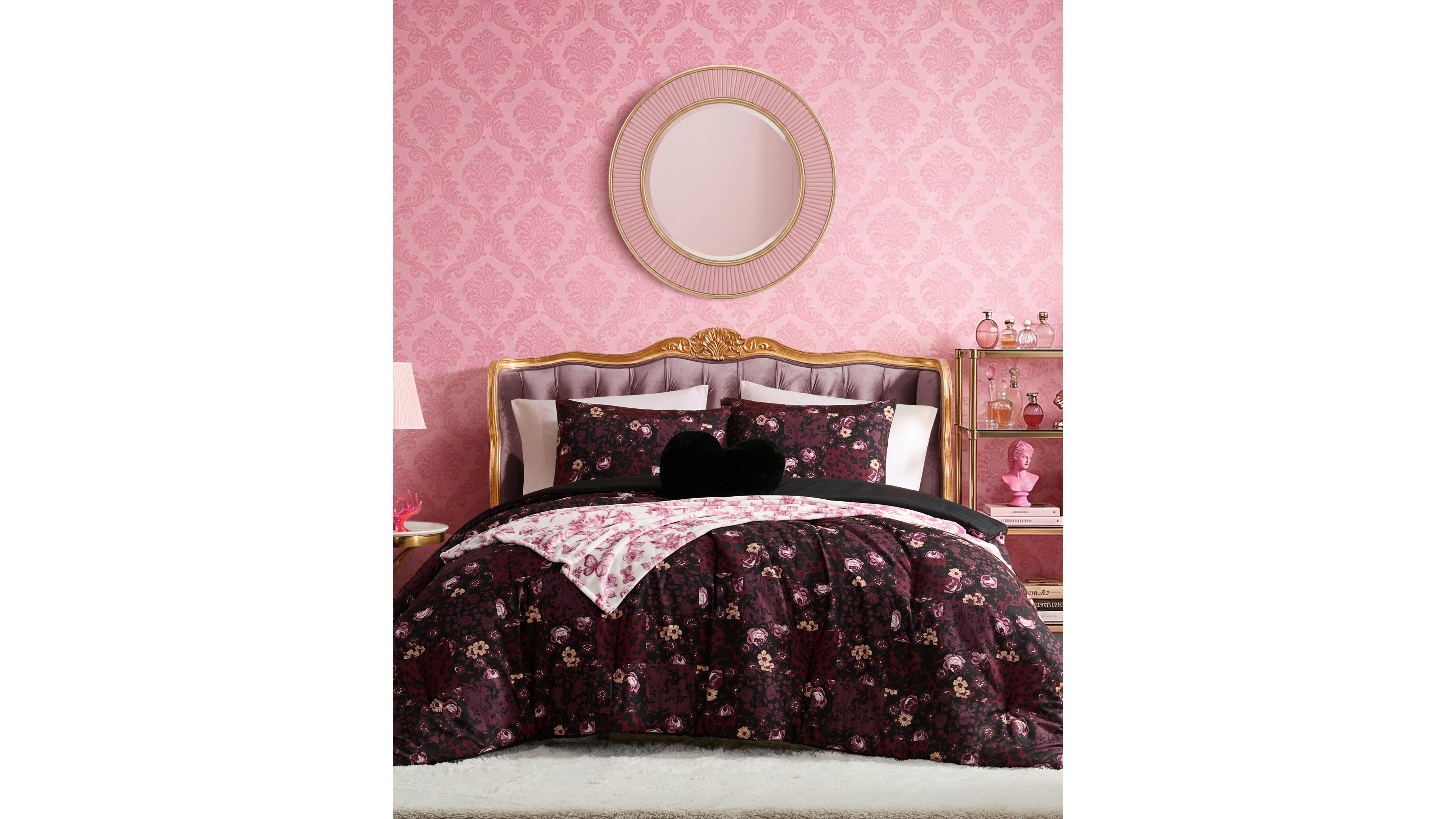 Betsey Johnson Gothic Patchwork Microfiber 4-Piece Comforter Set, Twin/Twin Xl