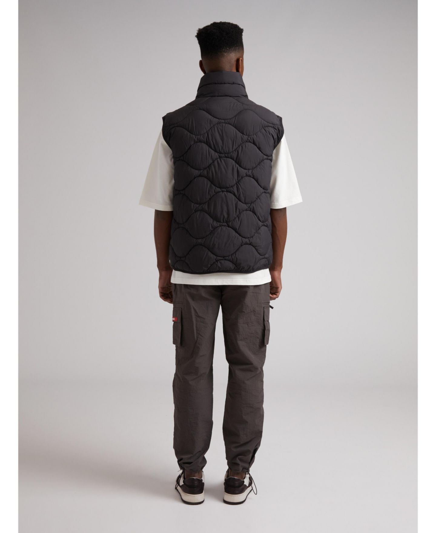 Мужской жилет JACK1T ORB1T High Neck Sleeveless Puffer, цвет: Чёрный — фото 4