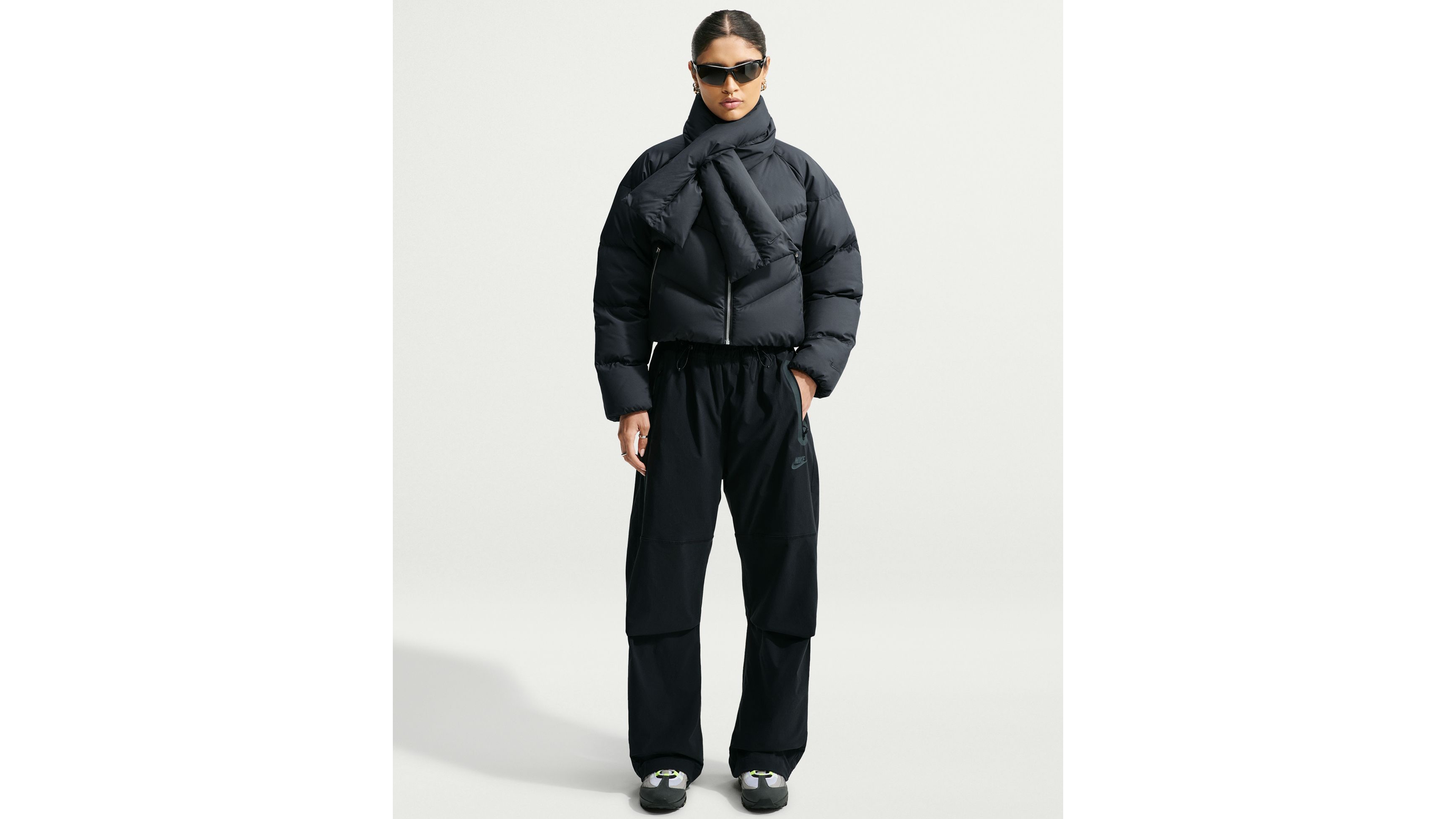 Nike Women's Sportswear Windpuffer Storm-fit Loose Down Jacket