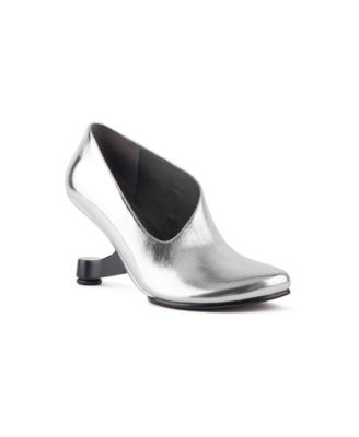 Eamz Ella Architectural Heel Round Toe Pumps