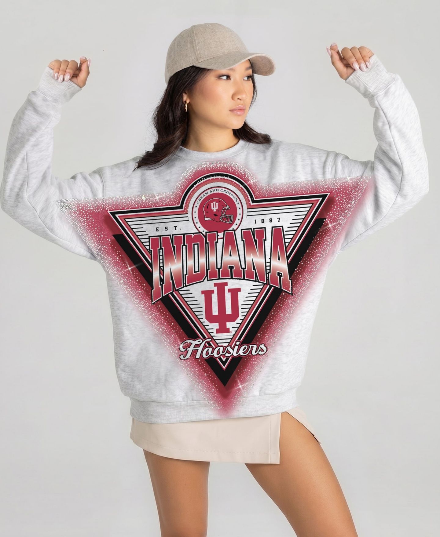 Женская толстовка Gameday Couture Heather Gray Indiana Hoosiers Chasing Victory Rhinestone Spray Oversized Fleece — фото 1