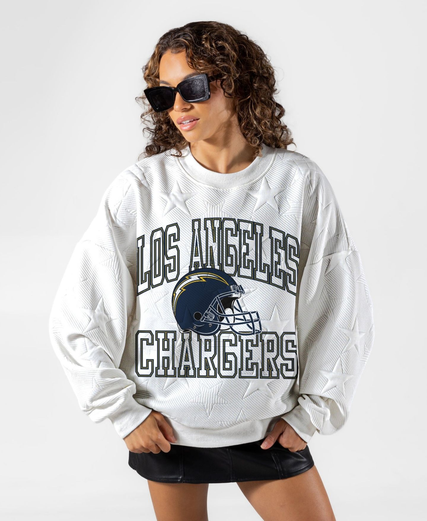 Женская толстовка Gameday Couture White Los Angeles Chargers Big Play Energy Tonal Star Embossed — фото 1
