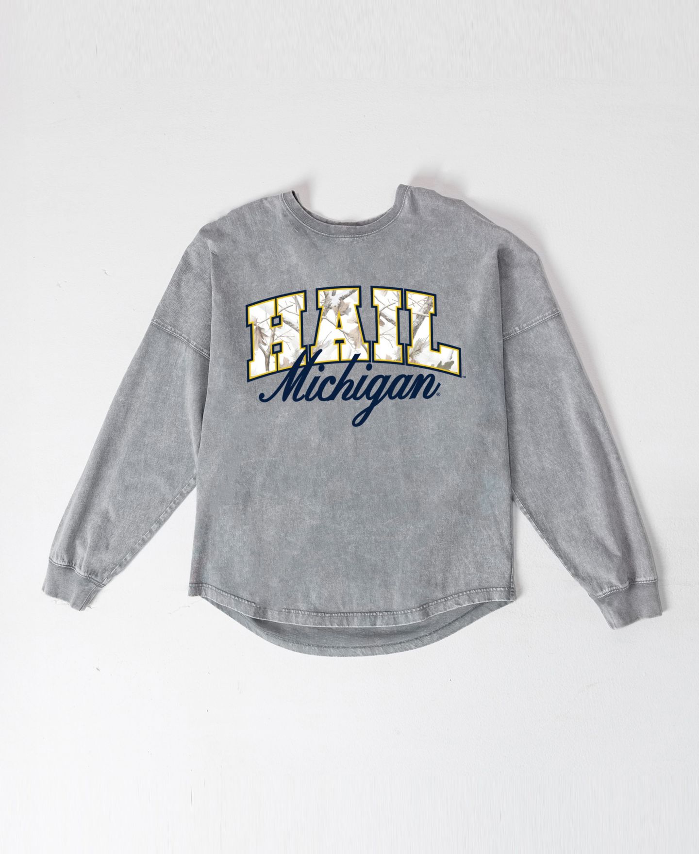Женская футболка Gameday Couture Gray Michigan Wolverines Snow Wash Oversized Long-Sleeve — фото 5