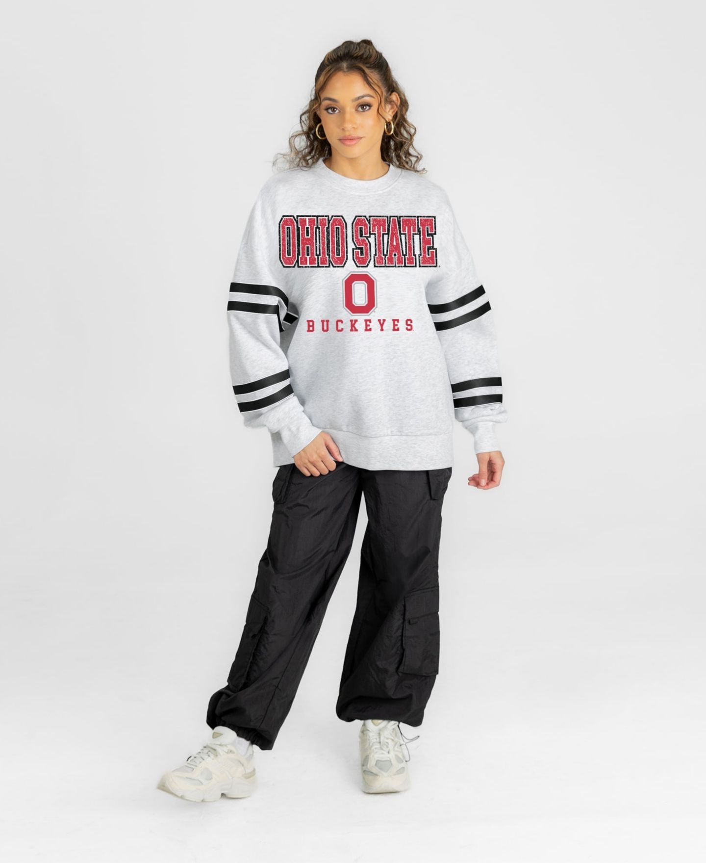 Женская толстовка Gameday Couture Ash Ohio State Buckeyes Stadium Stripes Oversized Fleece — фото 3