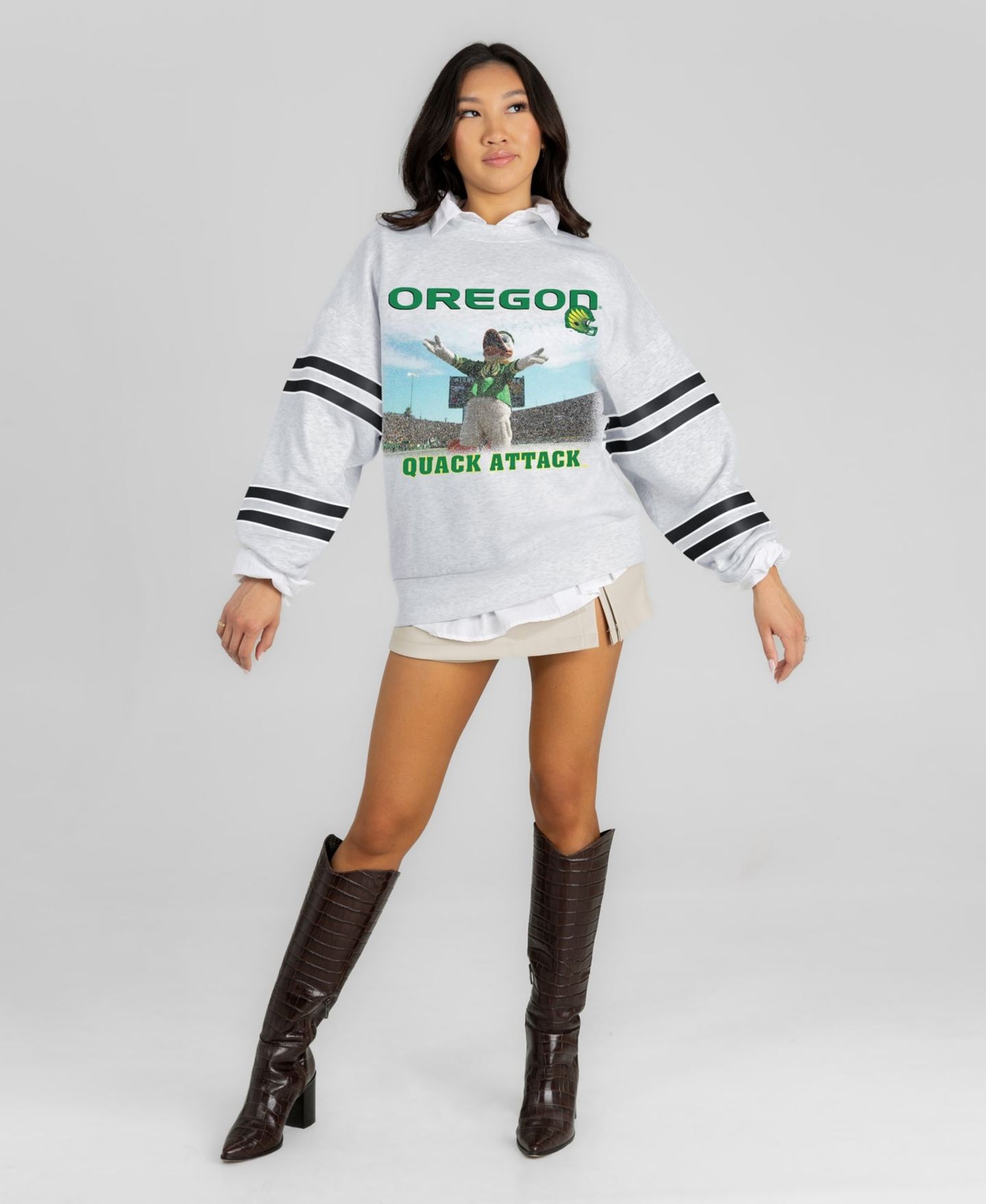 Женская толстовка Gameday Couture Ash Oregon Ducks Off the Grid Oversized Fleece — фото 3