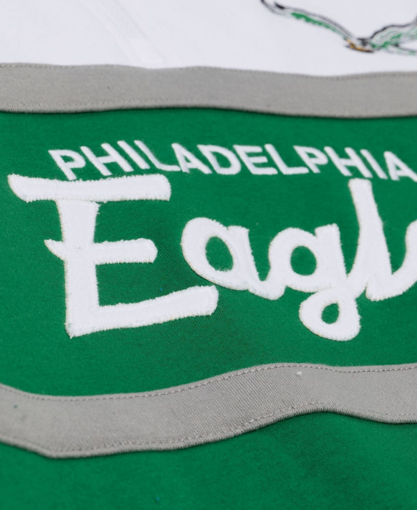 Женский свитер Mitchell & Ness Kelly Green Philadelphia Eagles Head Coach Quarter-Zip Pullover — фото 3