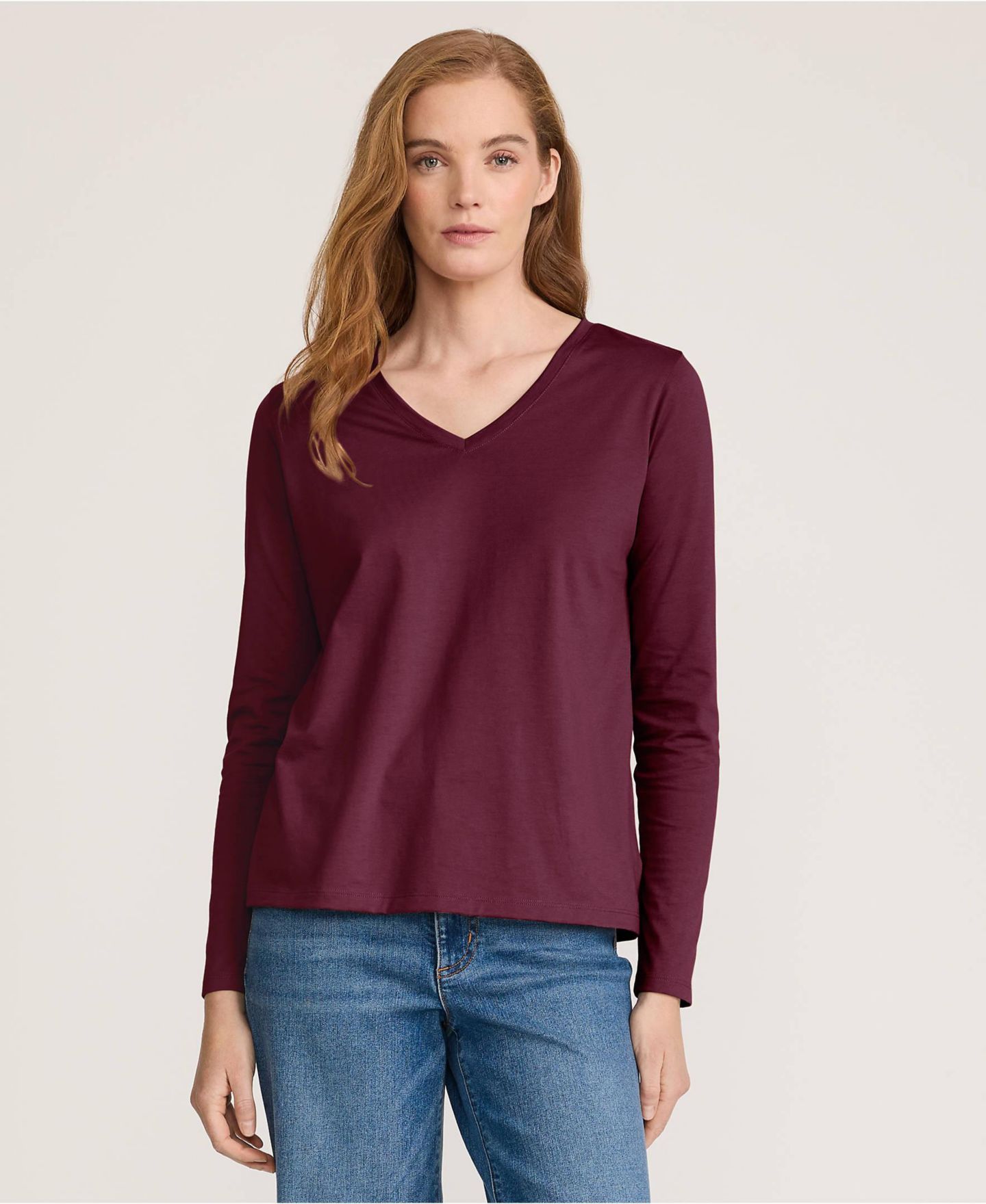 Женская футболка Lands' End Supima Cotton Long Sleeve V-Neck, цвет: Насыщенный бордовый — фото 9