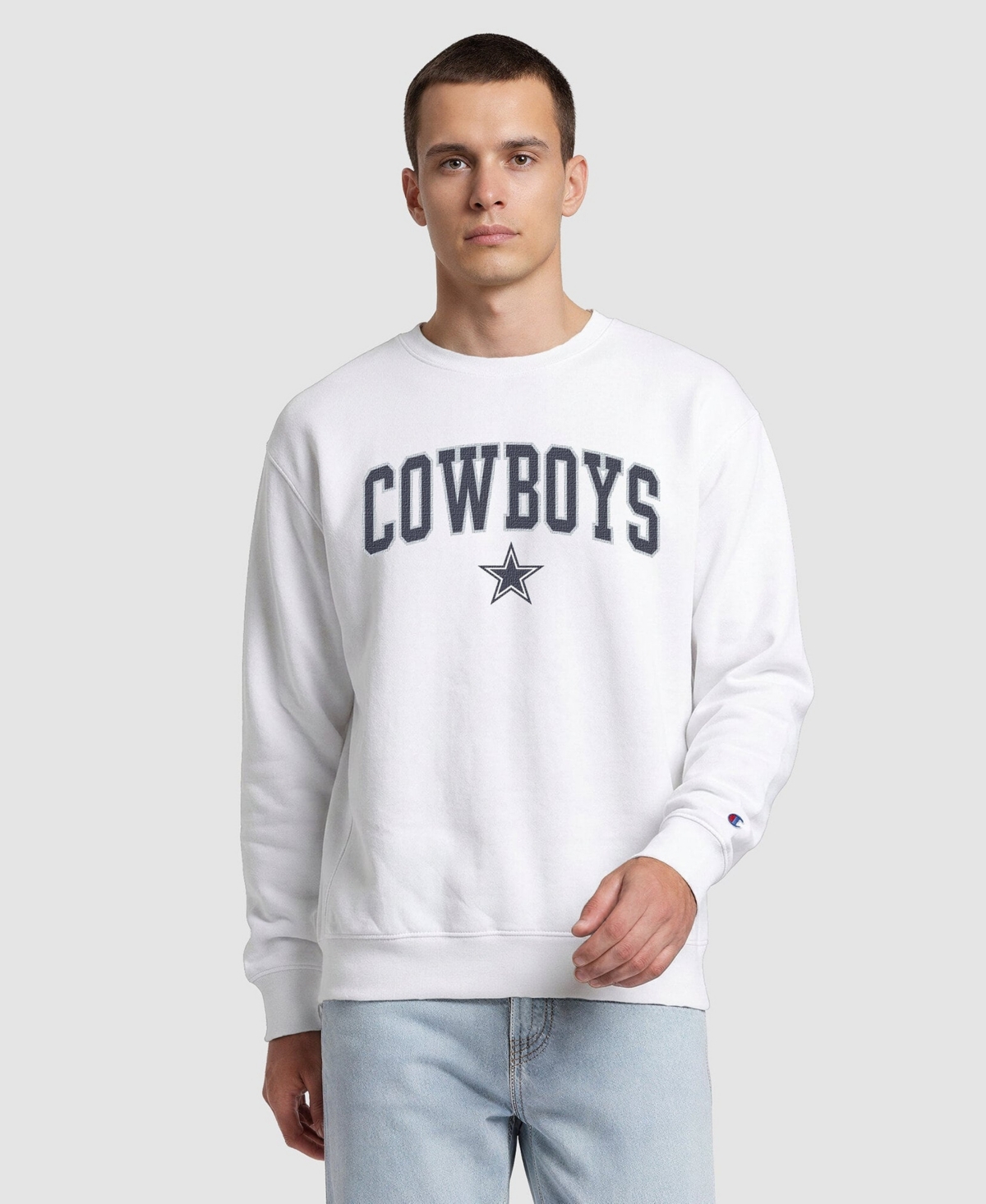 Champion Men's White Dallas Cowboys Contrast Patch Crewneck Sweatshirt - White