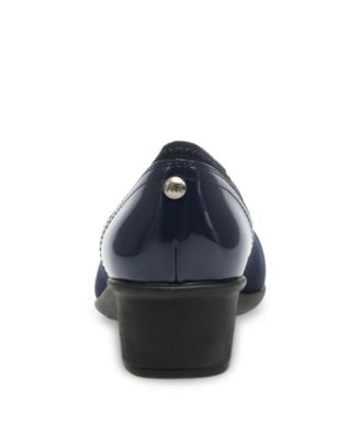 Women's Wisher Flexible Sport Wedge Pumps