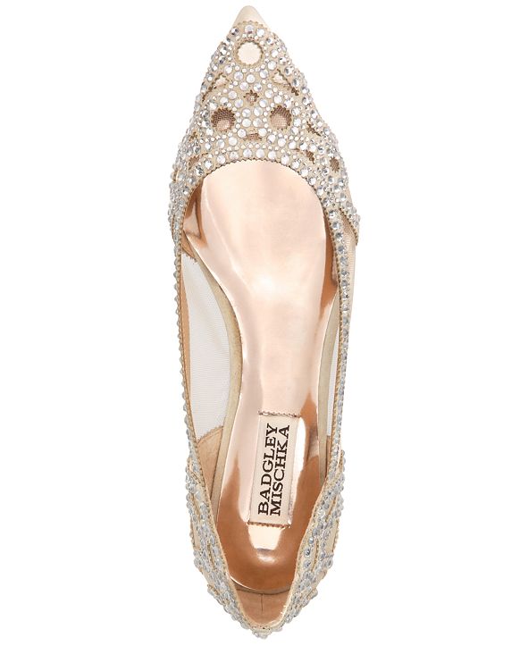badgley mischka pointed toe shoes