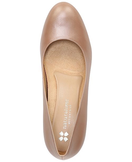 macys naturalizer michelle pumps