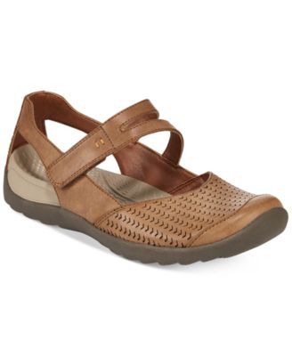 baretrap sandals macys