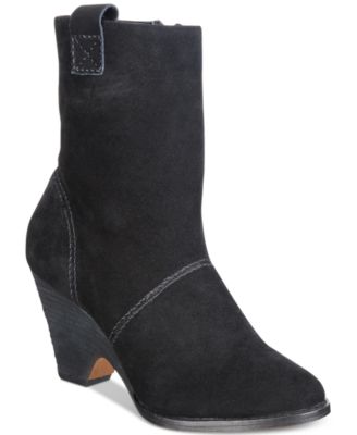 Kelsi Dagger Brooklyn - Houston Boots
