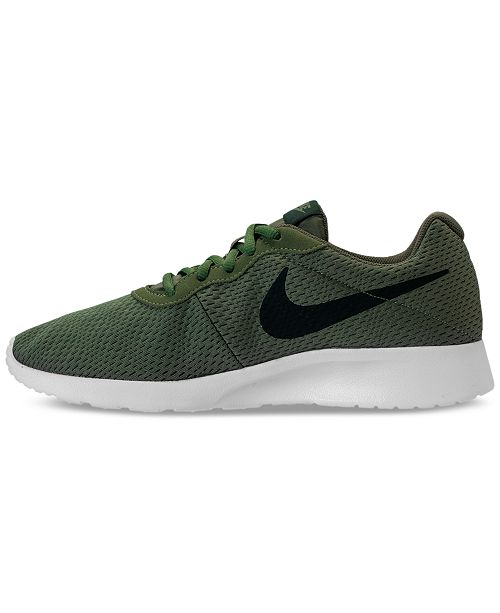 nike tanjun se men's athletic shoes