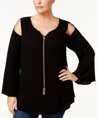 Love Scarlett - Plus Size Chain-Neck Cold-Shoulder Top