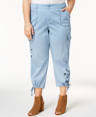 Style \u0026 Co Plus Size Embroidered Capri 