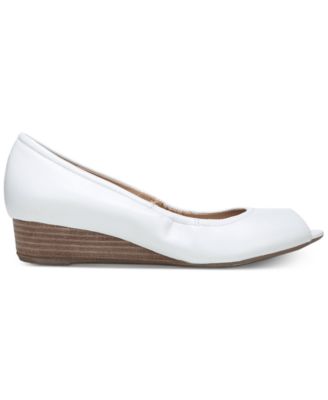 Naturalizer Contrast Peep Toe Wedges