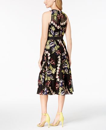 Tahari asl 2025 embroidered mesh gown