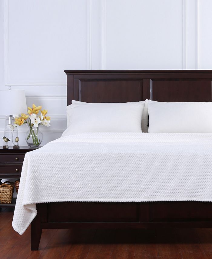 Berkshire Shimmersoft Textured 90" x 90" Full/Queen Bed