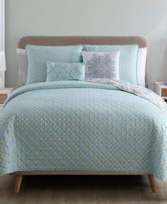 Windsor Reversible Quilt Sets