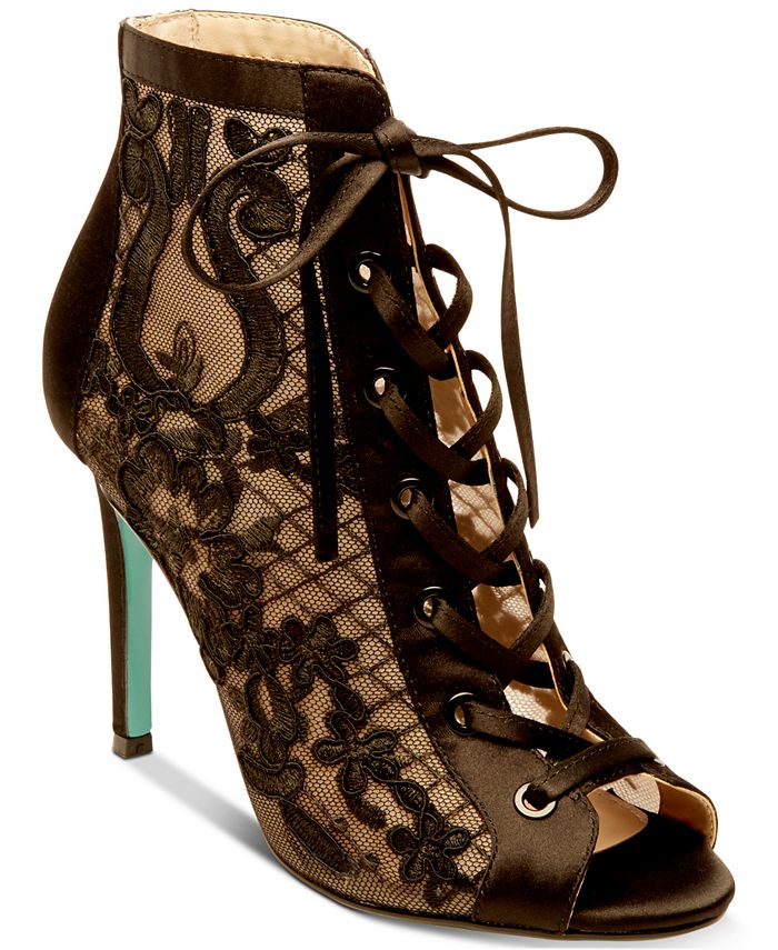 Betsey johnson marlo platform sandals store