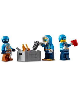 LEGO® Arctic Mobile Exploration Base 60195