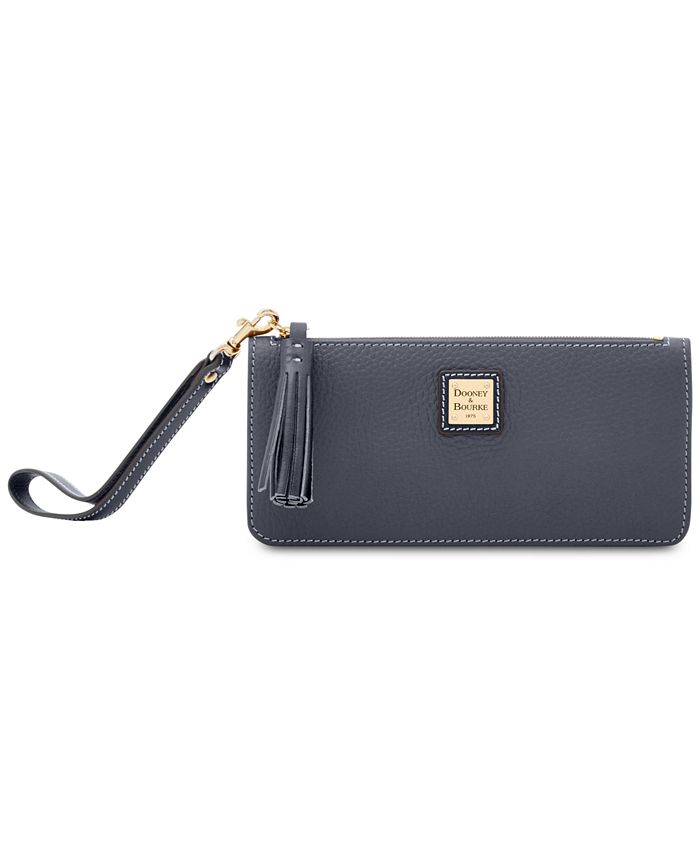 Dooney and bourke tatum wristlet top