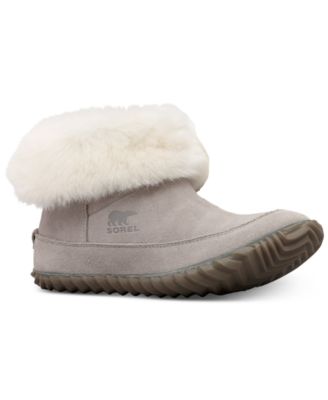 sorel women's out n about bootie slippers