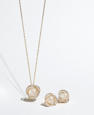 Cultured Freshwater Pearl (8mm) & Diamond (1/8 ct. t.w.) 18" Pendant Necklace in 14k Yellow Gold or White Gold