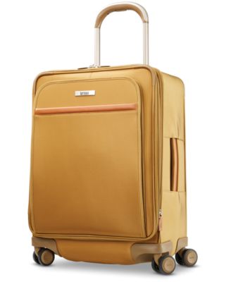 maximum size cabin luggage