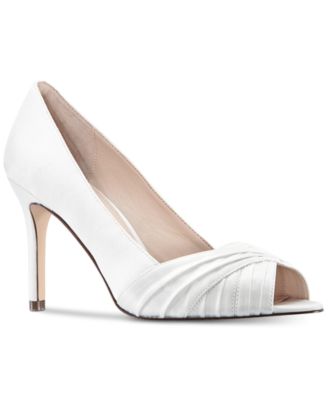 ivory heels closed toe