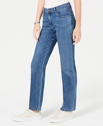 lee relaxed fit at the waist