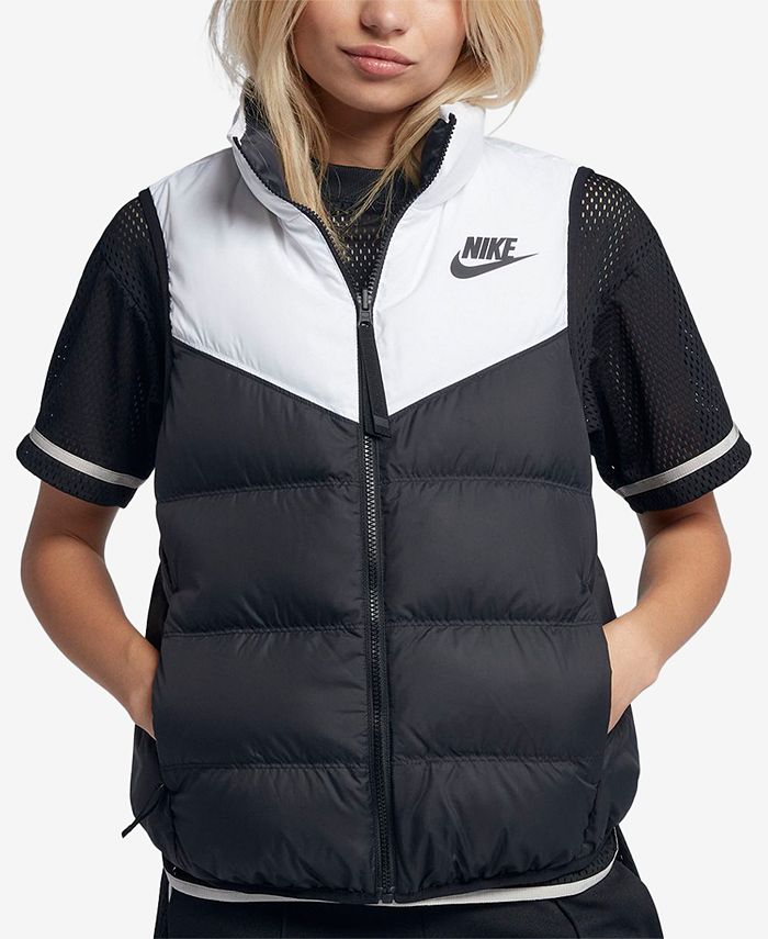 Nike Women's Sportswear Windrunner Reversible Sleeveless Down Vest