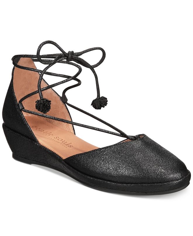 gentle souls wedges by kenneth cole