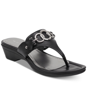 Marc Fisher Ariana Thong Sandals Women's Shoes