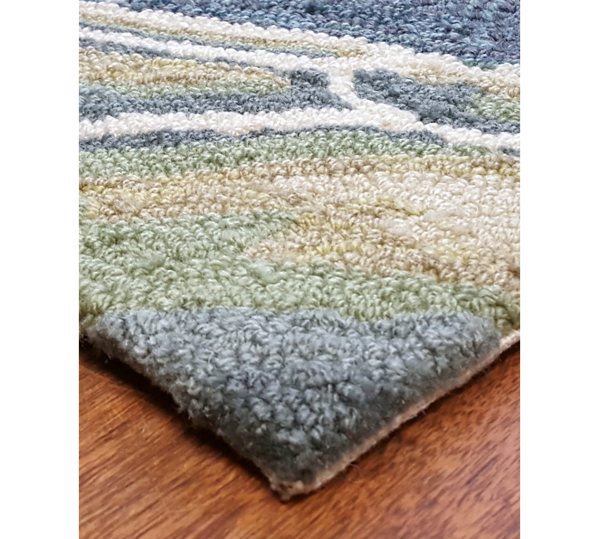 Liora Manne' Ravella 2257 Akumal Blue 2' x 3' Indoor/Outdoor Area Rug