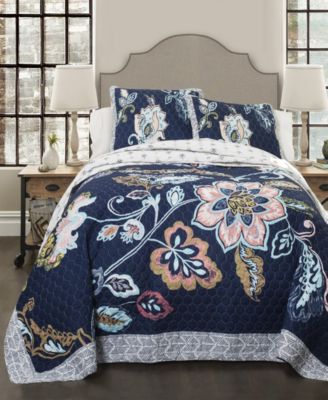 Lush Décor
