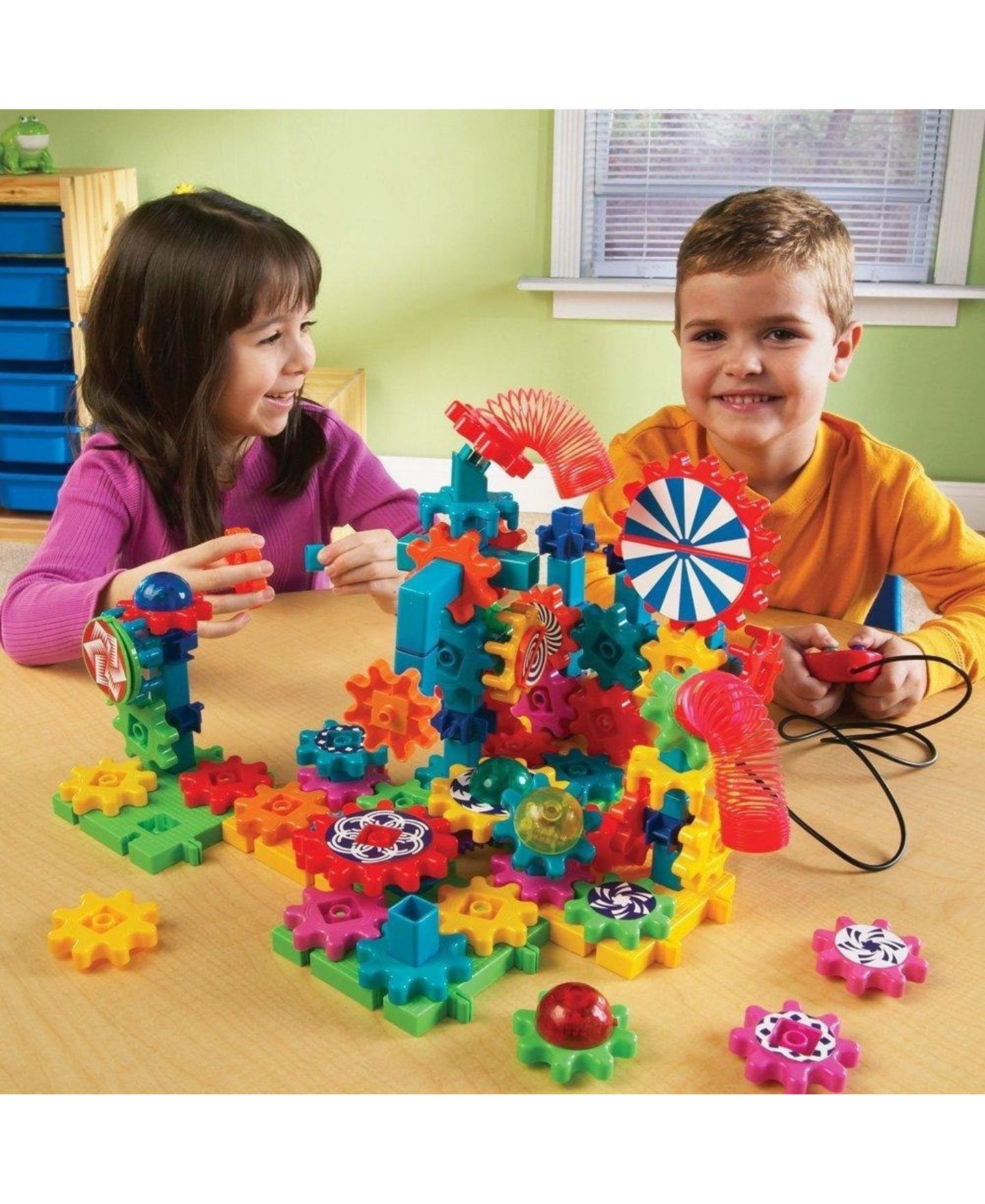 Детский конструктор Areyougame Gears Gears Gears Lights & Action Battery-Operated 121-Piece Building Set, Ages 5+ — фото 3