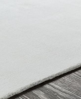 Wilkinson WLK-1000 White 5' x 7'6" Area Rug