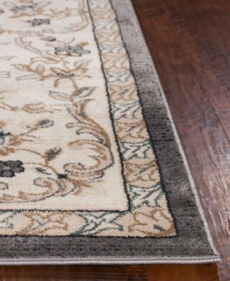 Avalon Courtyard 7'10" Round Area Rug