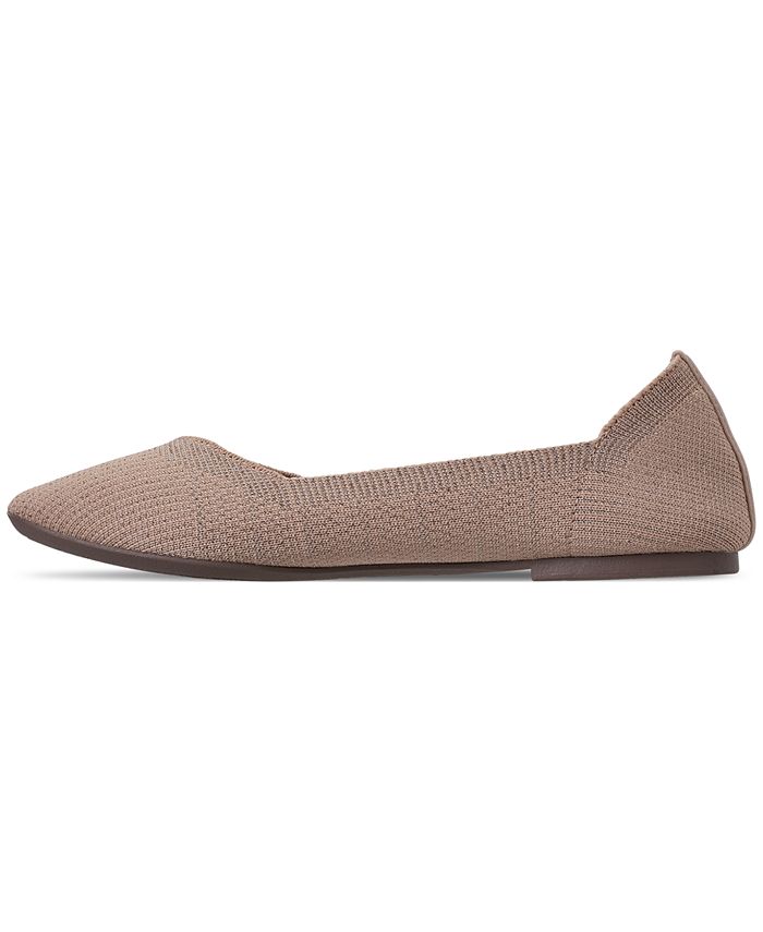 Sketchers discount cleo skokie