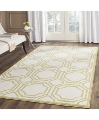 Amherst Ivory and Light Green 4' x 6' Area Rug